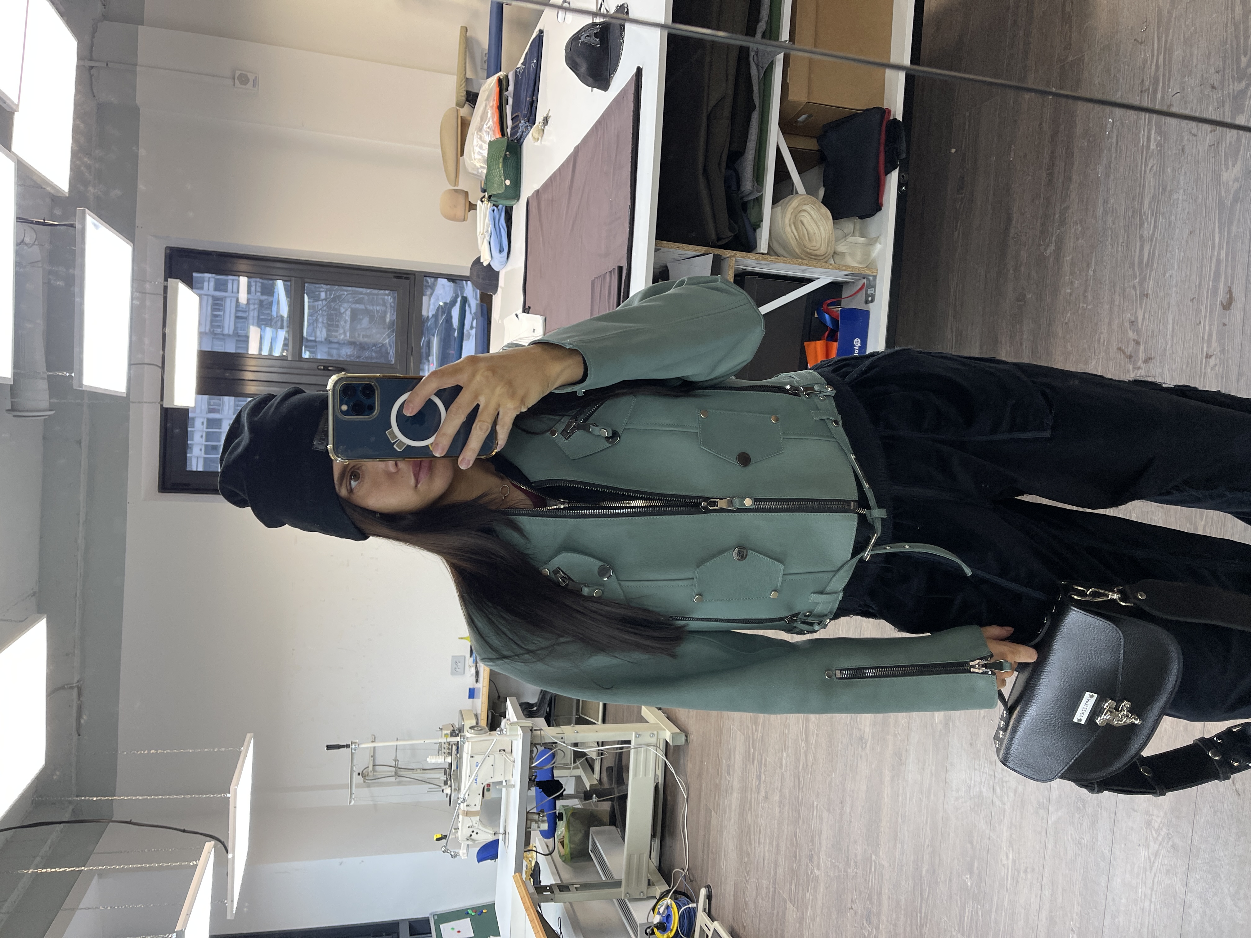 Куртка из натуральной кожи