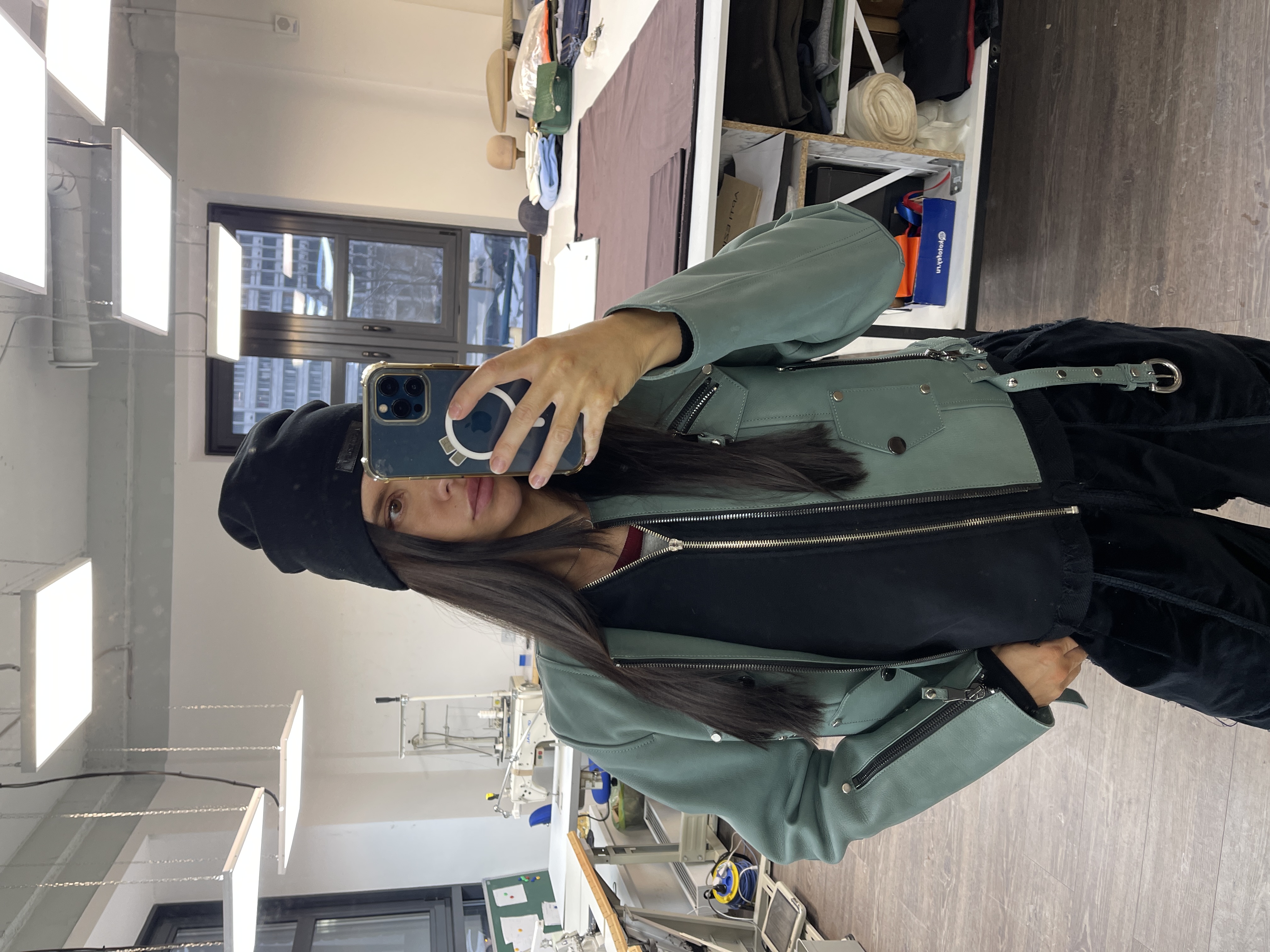 Куртка из натуральной кожи