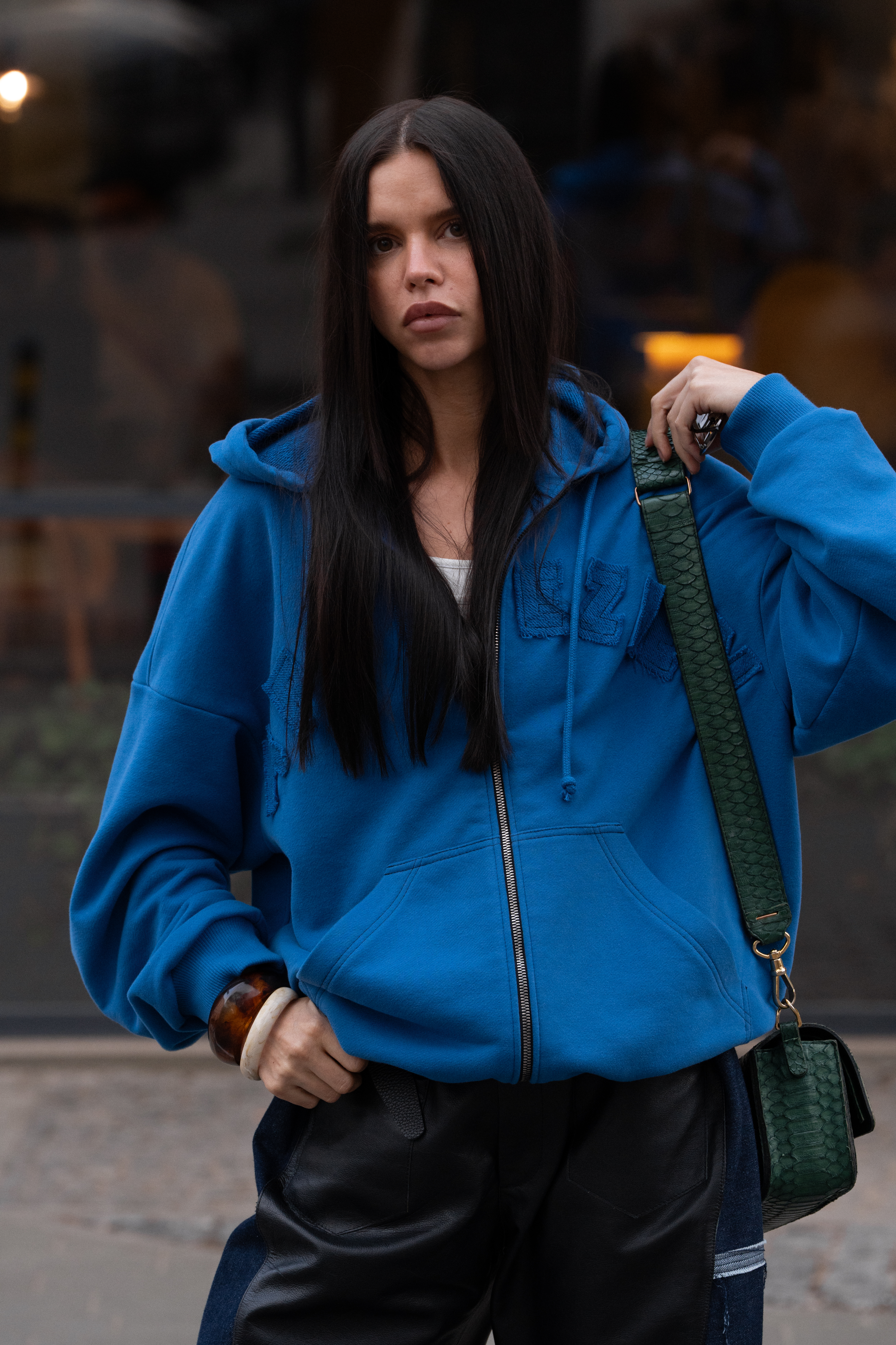 Худи в синем цвете