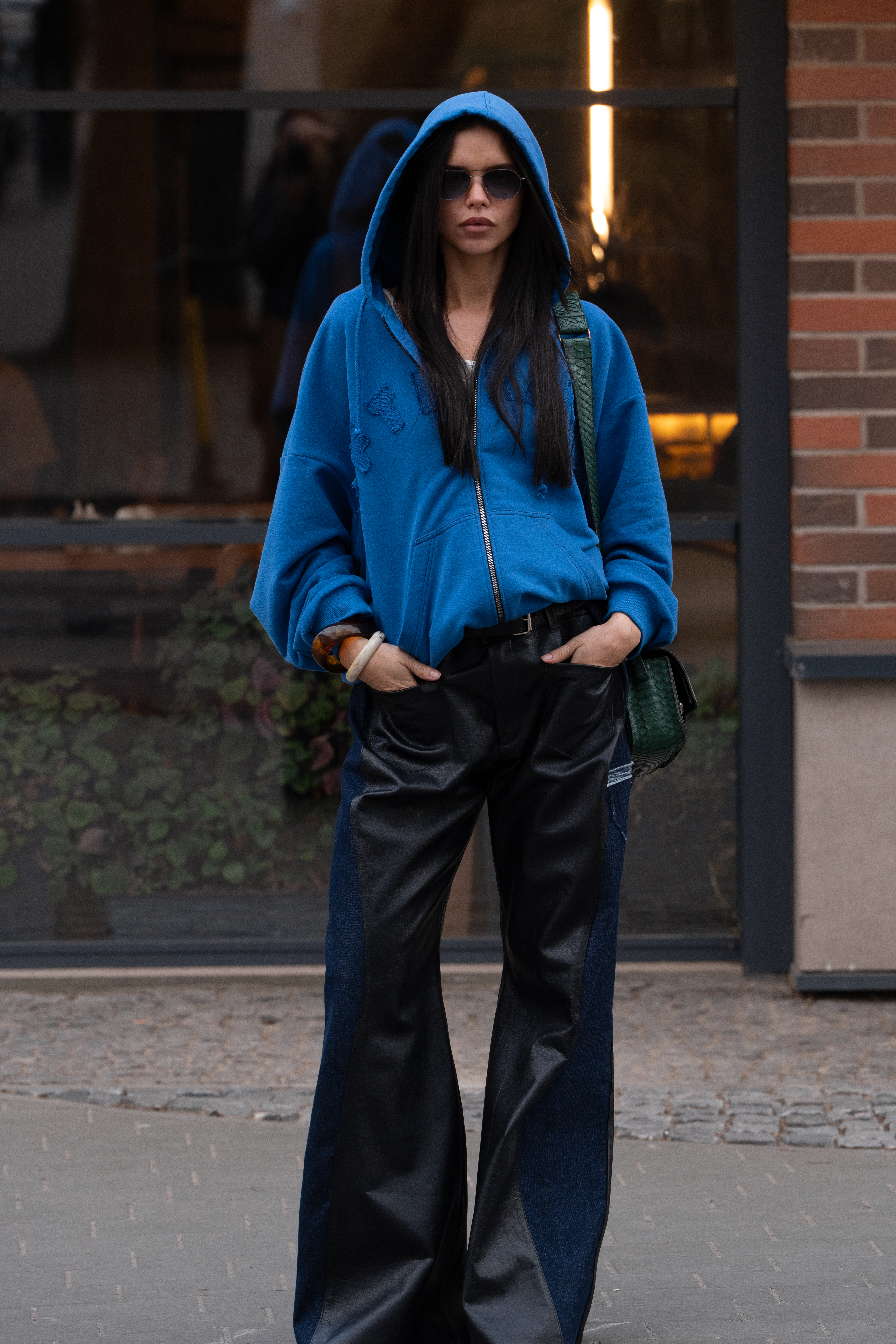 Худи в синем цвете